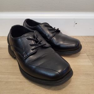 Cat & Jack black dress shoes